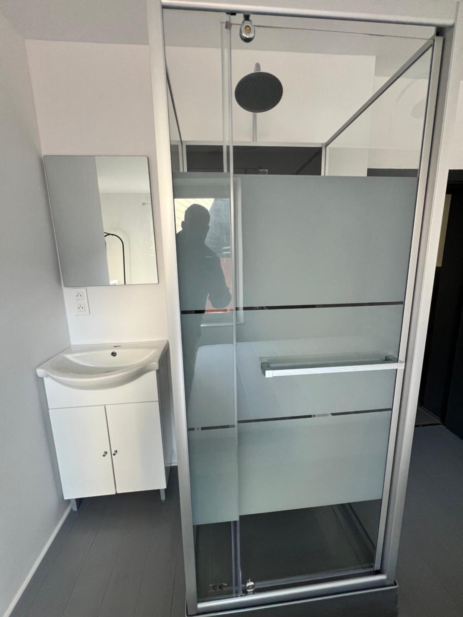 Apartment Rive Gauche 39 J Centre - Gare - Aeroport Charleroi